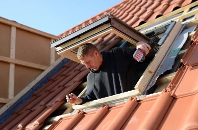 Pose de fenêtres de toit Velux à Ollans